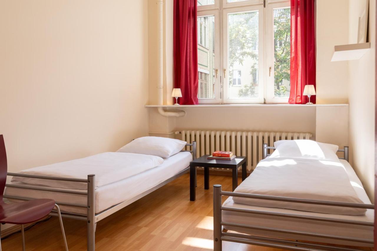 All In Hostel Berlin Exterior photo